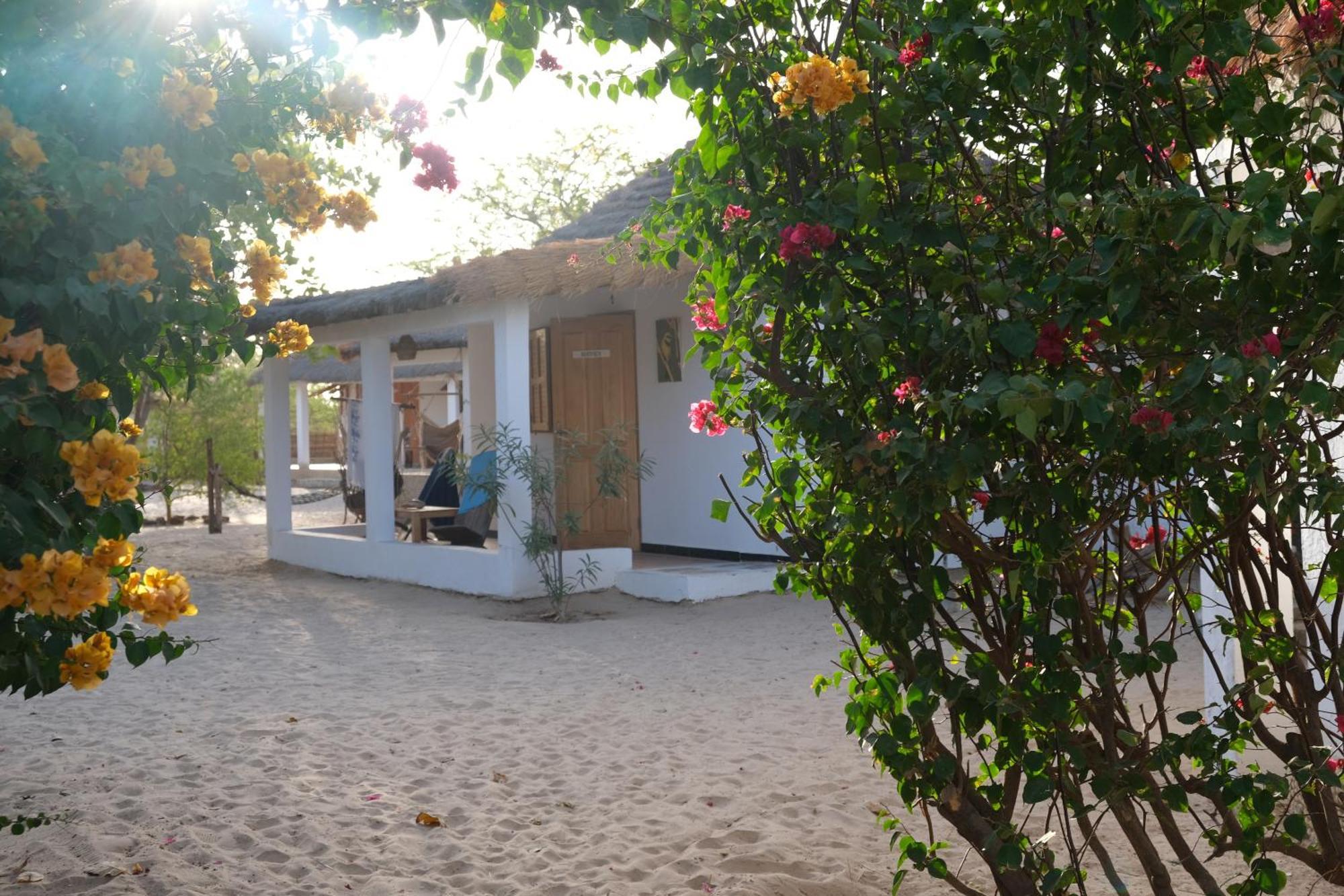 Bazouk Du Saloum Ecolodge Mar Lodj Exterior photo